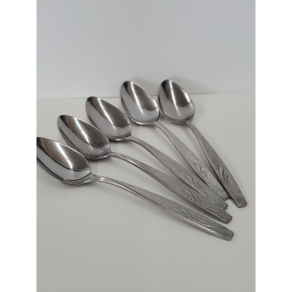 Northland Stainless (Japan) Burnished Pattern #OHS125 By‎ Oneida (16 Piece Lot) - Picture 14 of 16